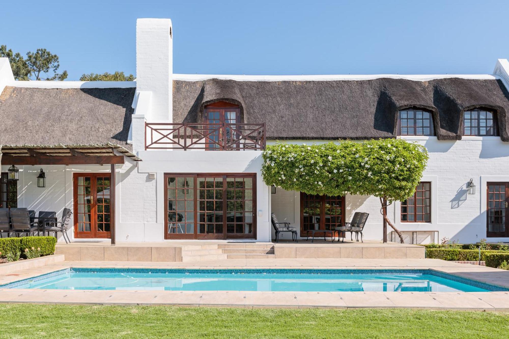 Die Rietdak - Reetdachhaus Mit Vier Schlafzimmern Cape Town Exterior foto