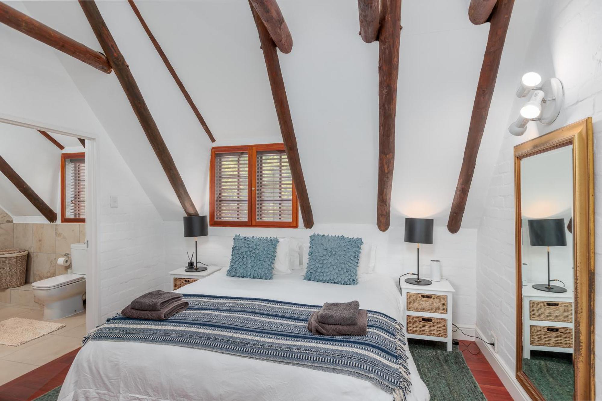 Die Rietdak - Reetdachhaus Mit Vier Schlafzimmern Cape Town Exterior foto
