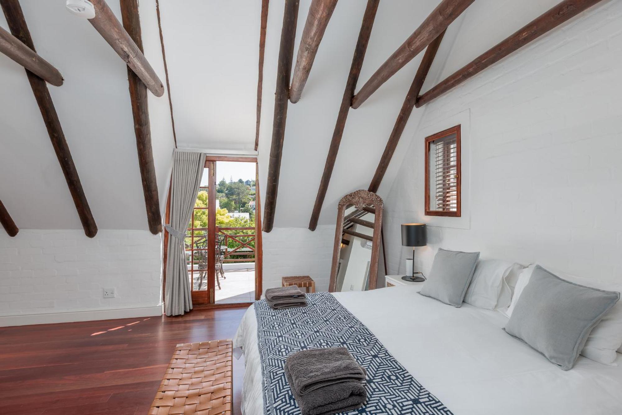 Die Rietdak - Reetdachhaus Mit Vier Schlafzimmern Cape Town Exterior foto