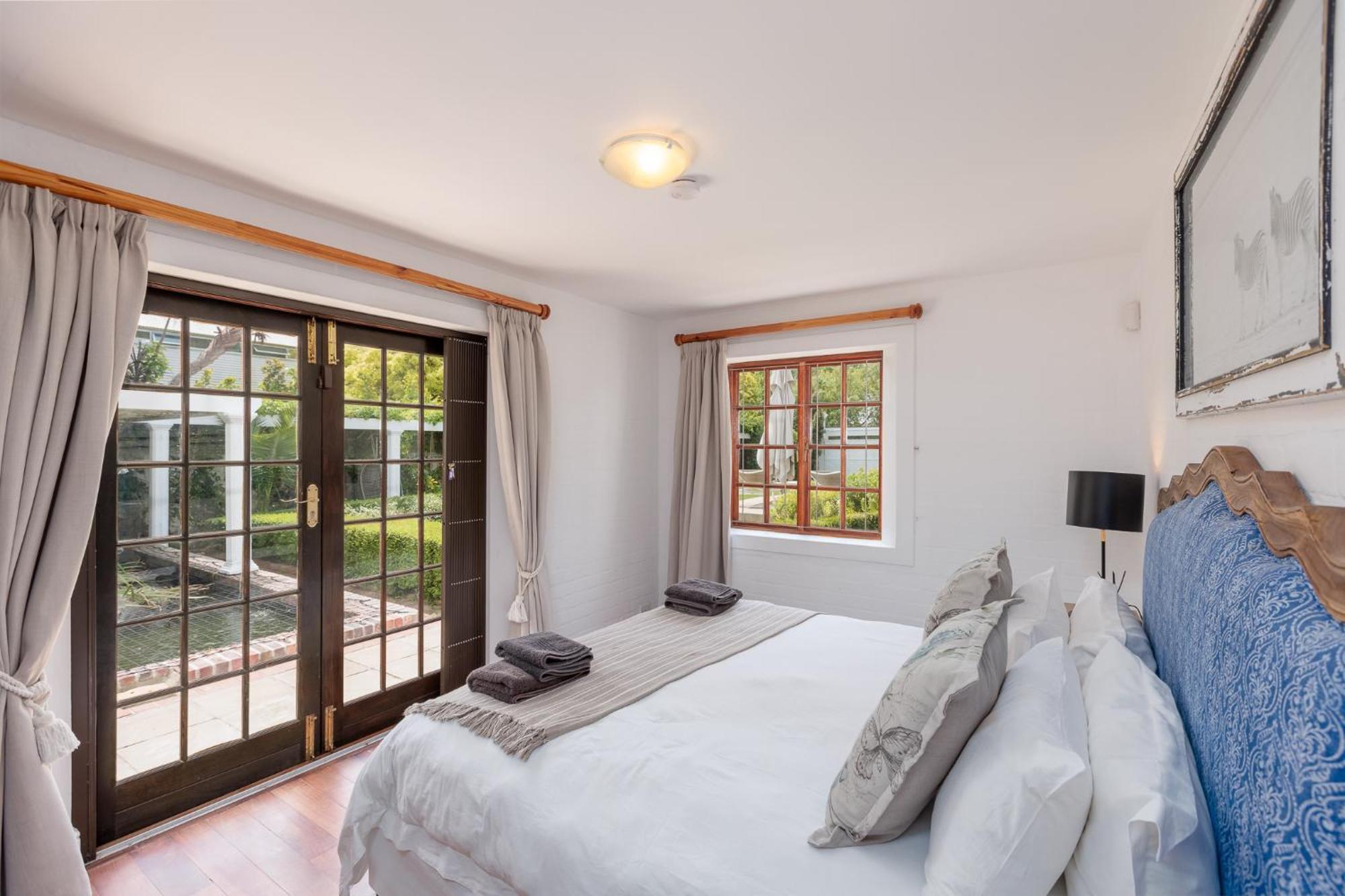 Die Rietdak - Reetdachhaus Mit Vier Schlafzimmern Cape Town Exterior foto